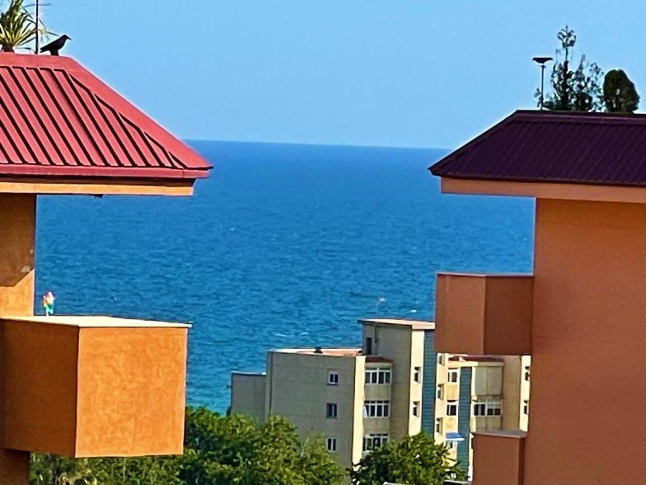 Apartamento Con Piscina Y Gran Terraza Con Vistas - Muy Cerca De La Playa, El Centro Y La Estacion Lägenhet Vilassar De Mar Exteriör bild